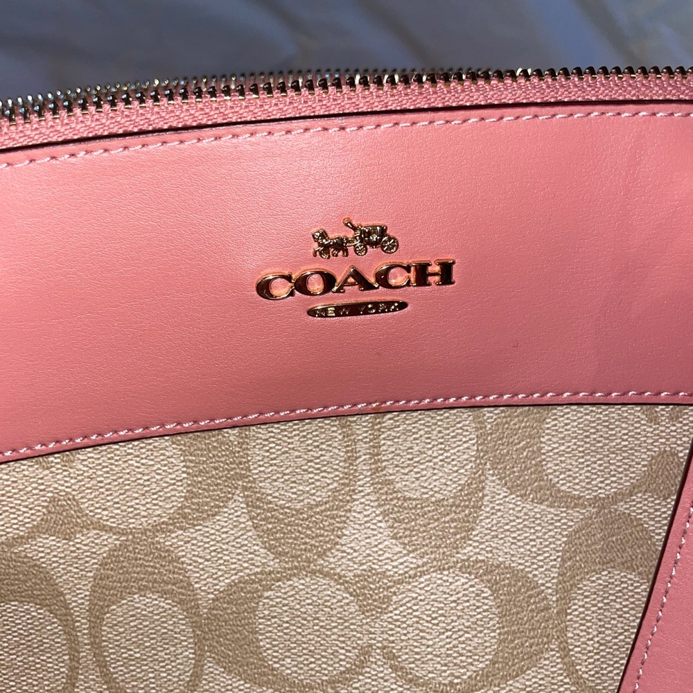 Coach Purse - Picture 9 of 11